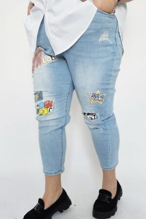 Spodnie jeansowe z naszywkami na przodzie - rozmiary