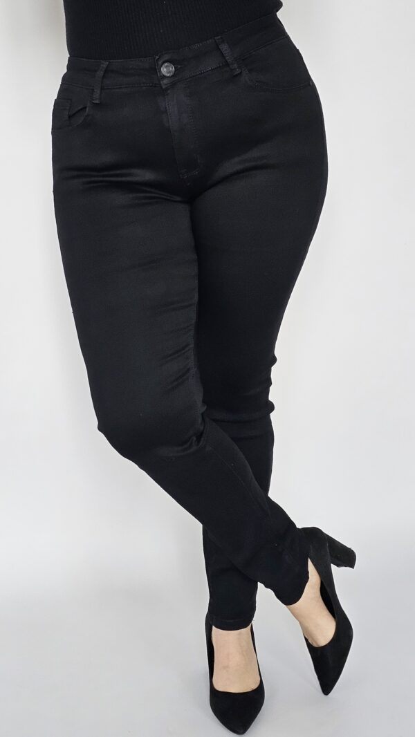 Klasyczne czarne spodnie - różne rozmiar