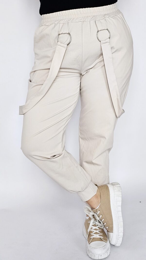 Spodnie materiałowe z ozdobnymi paskami - beżowy